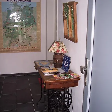 Altstadt Mit Parkplatz Штральзунд